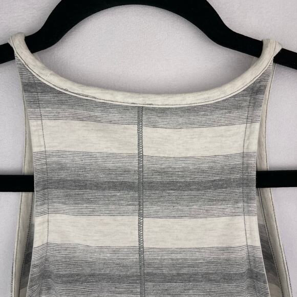 Lululemon Find Your Zen Tank Size 4 - Picture 7 of 12
